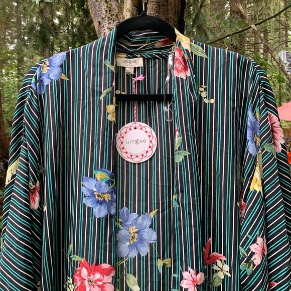 Umgee Black and Teal Patterned Kimono - Picture 2 of 9